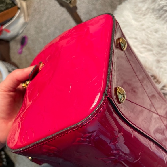 LOUIS VUITTON Montana Handbag Monogram Verni Leather Rose Andian - Valentines 💘 - Picture 6 of 16